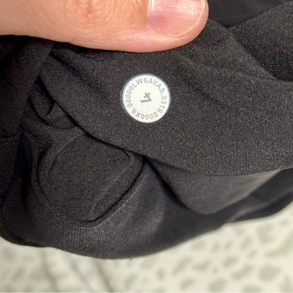 Lululemon Noir Crop Black Trouser Flowy Business Office Pant Size 4 - Picture 8 of 10